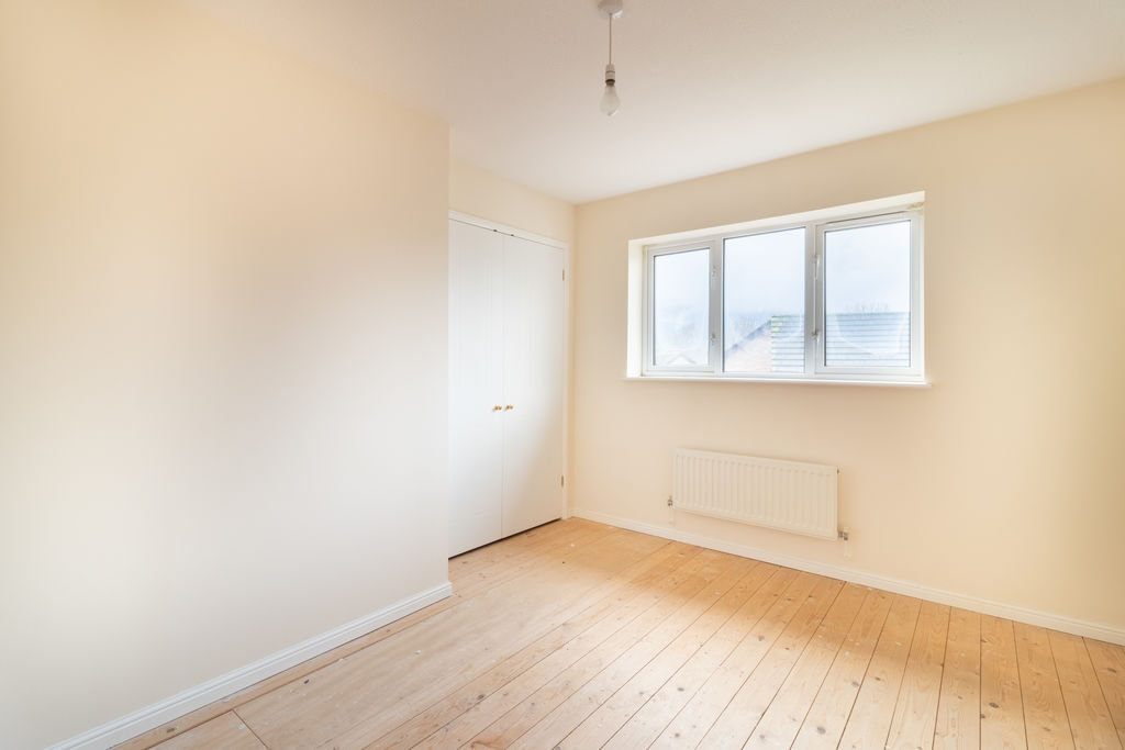 Bedroom- click for photo gallery